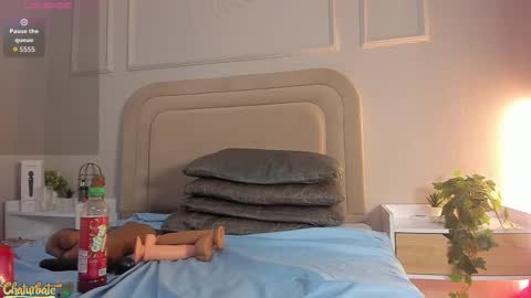 anamonroee online show from November 27, 2025, 11:34 am