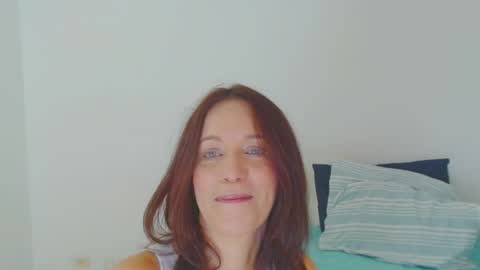 Snapshot of anapereira12 chatting on May 19, 2026, 4:24 pm anapereira12 online show from May 19, 2026, 4:24 pm