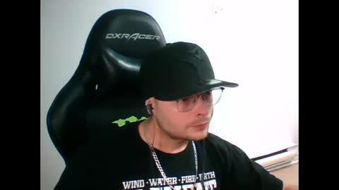 anarchyy1994 online show from April 13, 2026, 8:31 am