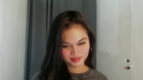 Snapshot of anaruru_ chatting on April 8, 2026, 4:51 pm ANA online show from April 8, 2026, 4:51 pm