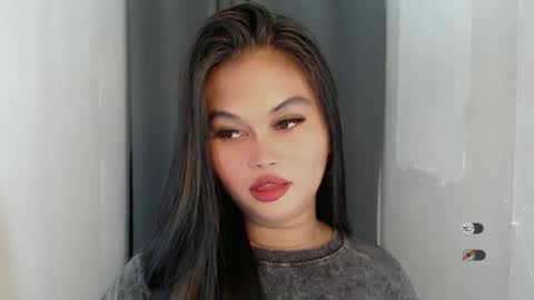Snapshot of anaruru_ chatting on May 17, 2026, 1:29 pm ANA online show from May 17, 2026, 1:29 pm