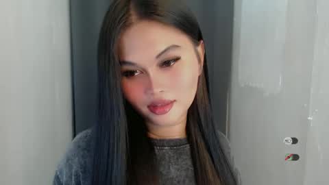Snapshot of anaruru_ chatting on May 21, 2026, 2:35 pm ANA online show from May 21, 2026, 2:35 pm