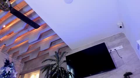 anastasia online show from October 3, 2025, 3:25 am