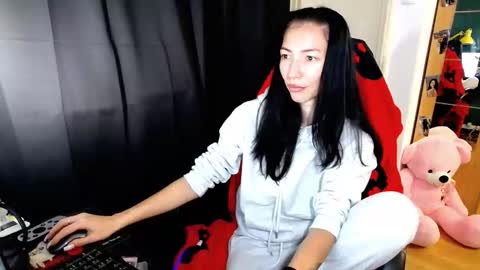 Snapshot of anaxsin chatting on October 15, 2025, 9:42 am sweetSin online show from October 15, 2025, 9:42 am