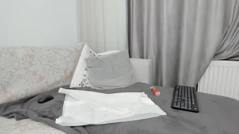 Andreea online show from February 15, 2025, 8:54 am