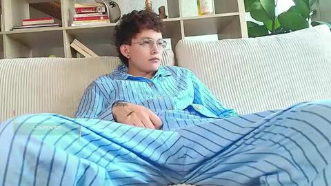 Tell Me  ANDRESS ----- online show from October 13, 2025, 12:16 pm