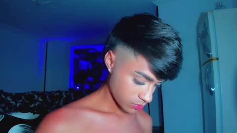 Snapshot of anddy_grey1 chatting on February 25, 2025, 10:39 pm Dani 3 online show from February 25, 2025, 10:39 pm