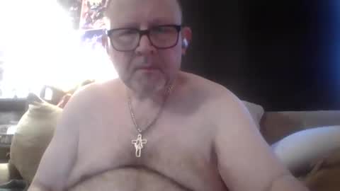 anderso19744 online show from April 10, 2026, 6:34 pm