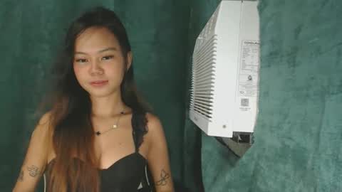 andiaprecious_ online show from March 27, 2026, 5:02 am