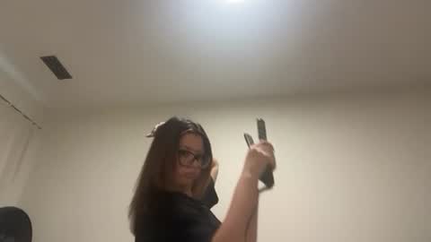 Snapshot of anditspinkxo chatting on June 30, 2026, 12:33 am anditspinkxo online show from June 30, 2026, 12:33 am