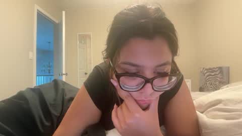 Snapshot of anditspinkxo chatting on July 30, 2026, 2:32 am anditspinkxo online show from July 30, 2026, 2:32 am
