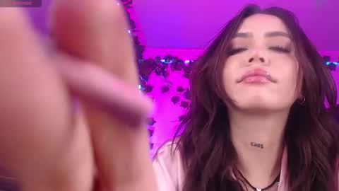 Andra de la Rosse online show from February 26, 2026, 9:19 am