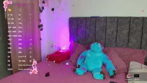 Snapshot of andra_rosse chatting on July 5, 2026, 8:16 pm Andra de la Rosse online show from July 5, 2026, 8:16 pm