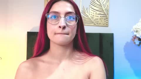 Andra Cyrus online show from November 11, 2025, 11:32 am