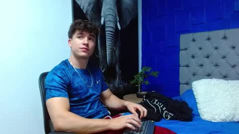 Andre Parker online show from February 19, 2025, 2:12 am