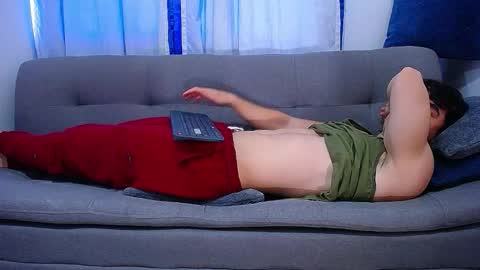 Andre Parker online show from September 17, 2025, 8:43 pm