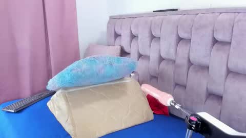 Andrea bigtits69 online show from April 2, 2026, 11:46 pm