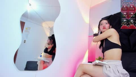 andrea_carocaro online show from February 18, 2026, 1:07 pm