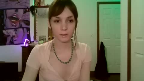 Snapshot of andrea_davenport chatting on January 24, 2025, 2:18 am andrea online show from January 24, 2025, 2:18 am