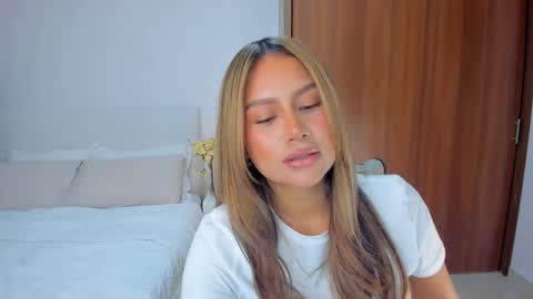 andrea online show from September 16, 2025, 11:50 pm