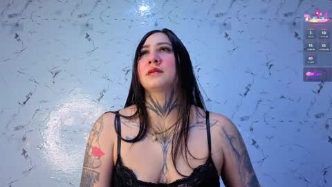 Andrea online show from March 25, 2026, 4:18 am