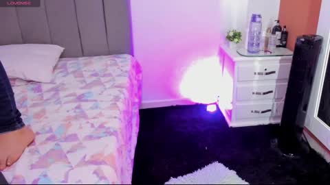  Andrea  online show from October 7, 2025, 11:51 am