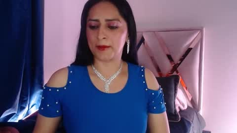 Snapshot of andrea_sexx_ chatting on February 5, 2025, 10:01 pm Andrea online show from February 5, 2025, 10:01 pm