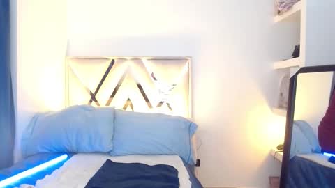 Snapshot of andrea_sexx_ chatting on October 10, 2025, 6:45 am Andrea online show from October 10, 2025, 6:45 am