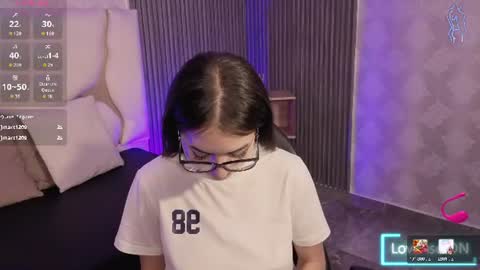 andrea_tay1 online show from June 22, 2026, 7:22 pm