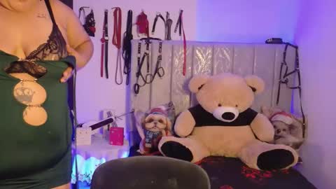 andreaakinky online show from January 18, 2026, 9:13 am