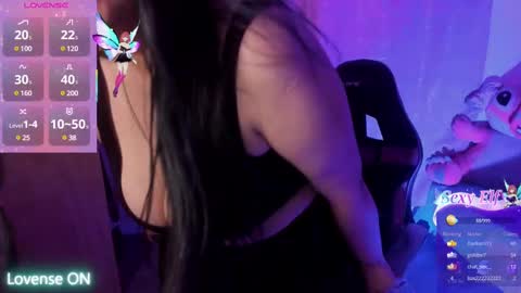 Snapshot of andreacohenz chatting on March 3, 2025, 2:36 am andrea online show from March 3, 2025, 2:36 am