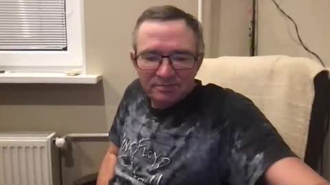 andreass60 online show from December 15, 2025, 6:17 am