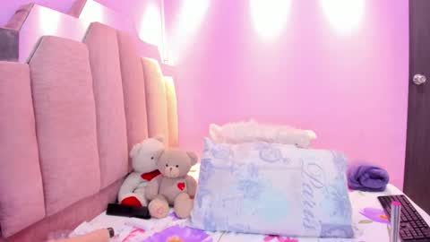 A n d r  e a S w e e t  online show from December 15, 2025, 8:35 pm