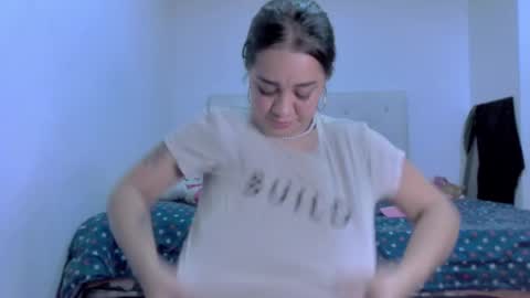 Snapshot of andrebigboobs chatting on December 13, 2024, 11:28 pm Andre online show from December 13, 2024, 11:28 pm