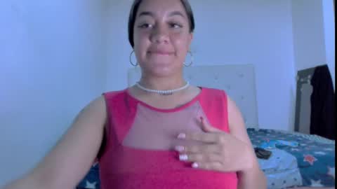 Snapshot of andrebigboobs chatting on December 26, 2024, 11:57 pm Andre online show from December 26, 2024, 11:57 pm