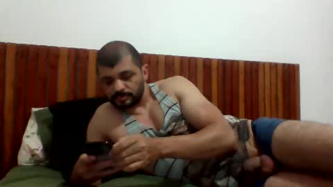 Snapshot of andreloko123 chatting on October 2, 2025, 1:23 am andreloko123 online show from October 2, 2025, 1:23 am