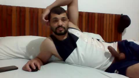 Snapshot of andreloko123 chatting on October 29, 2025, 6:09 pm andreloko123 online show from October 29, 2025, 6:09 pm