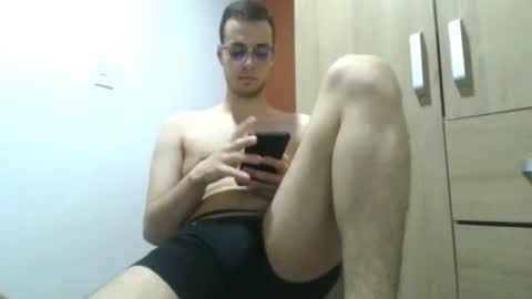 andres129494 online show from June 18, 2026, 2:12 am