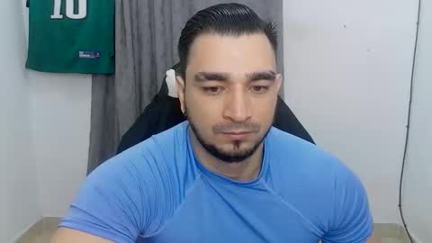 andres180950734 online show from May 28, 2026, 11:29 am