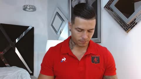 insta andres clark  online show from February 8, 2025, 6:01 pm