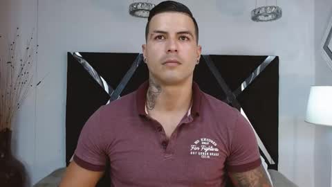 insta andres clark  online show from February 10, 2025, 5:52 pm