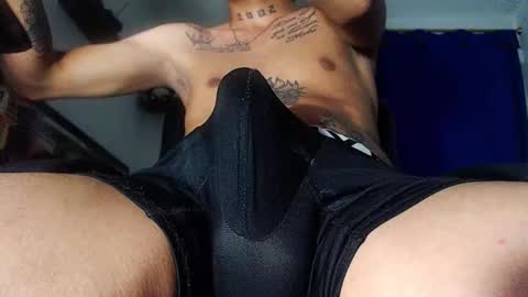 Snapshot of andres_cond chatting on March 25, 2026, 12:05 am Andrs o online show from March 25, 2026, 12:05 am