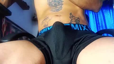 Snapshot of andres_cond chatting on May 14, 2026, 12:12 pm Andrs o online show from May 14, 2026, 12:12 pm