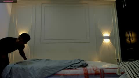 Snapshot of andres_stud chatting on May 5, 2026, 4:20 am andres_stud online show from May 5, 2026, 4:20 am