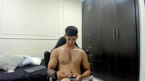 Snapshot of andres_stud chatting on May 11, 2026, 3:34 am andres_stud online show from May 11, 2026, 3:34 am