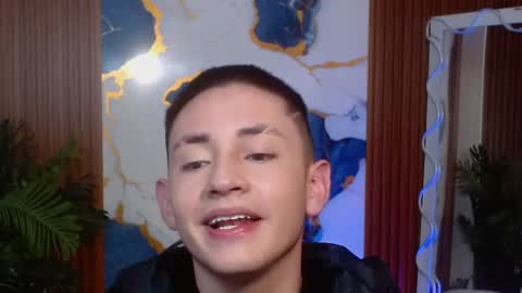 Snapshot of andres_tay chatting on April 28, 2026, 2:38 am andres_tay online show from April 28, 2026, 2:38 am