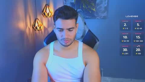 Snapshot of andresfiit chatting on April 18, 2026, 11:38 pm Andres online show from April 18, 2026, 11:38 pm
