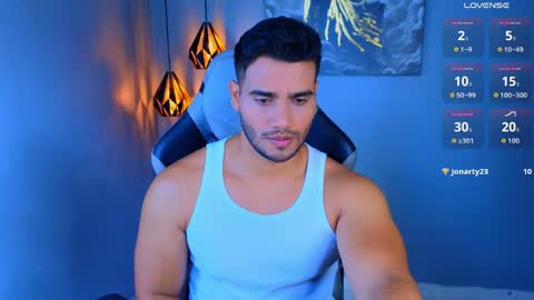 Snapshot of andresfiit chatting on May 9, 2026, 12:43 pm Andres online show from May 9, 2026, 12:43 pm
