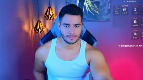 Snapshot of andresfiit chatting on May 10, 2026, 12:54 pm Andres online show from May 10, 2026, 12:54 pm
