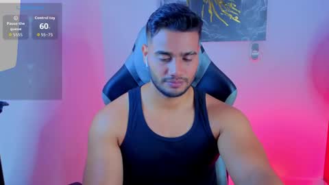 Snapshot of andresfiit chatting on May 19, 2026, 2:45 pm Andres online show from May 19, 2026, 2:45 pm